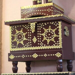 Omani Mandoos (Chest)